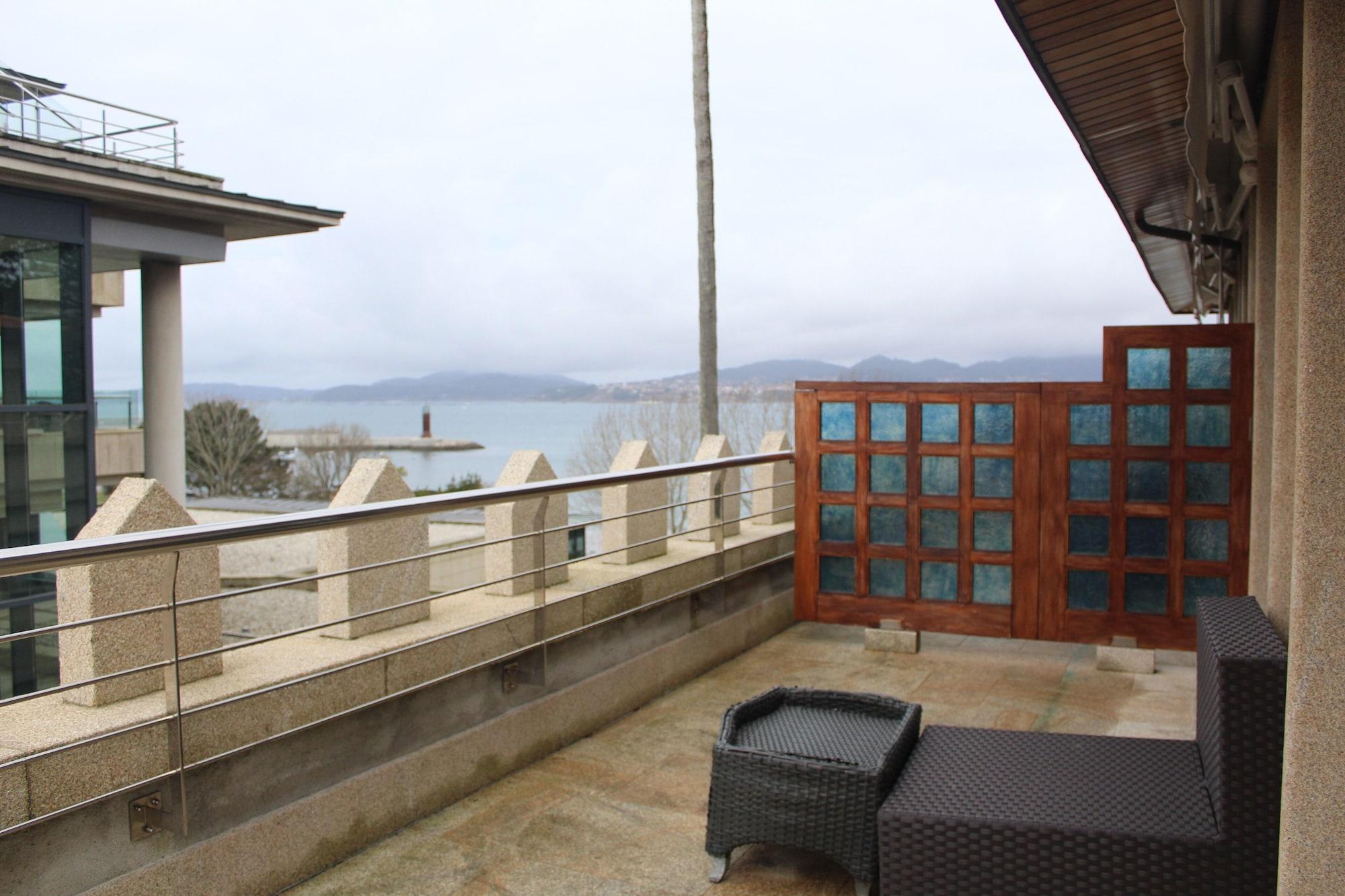 Pazo Los Escudos Hotel Spa & Resort Vigo Exterior photo A balcony