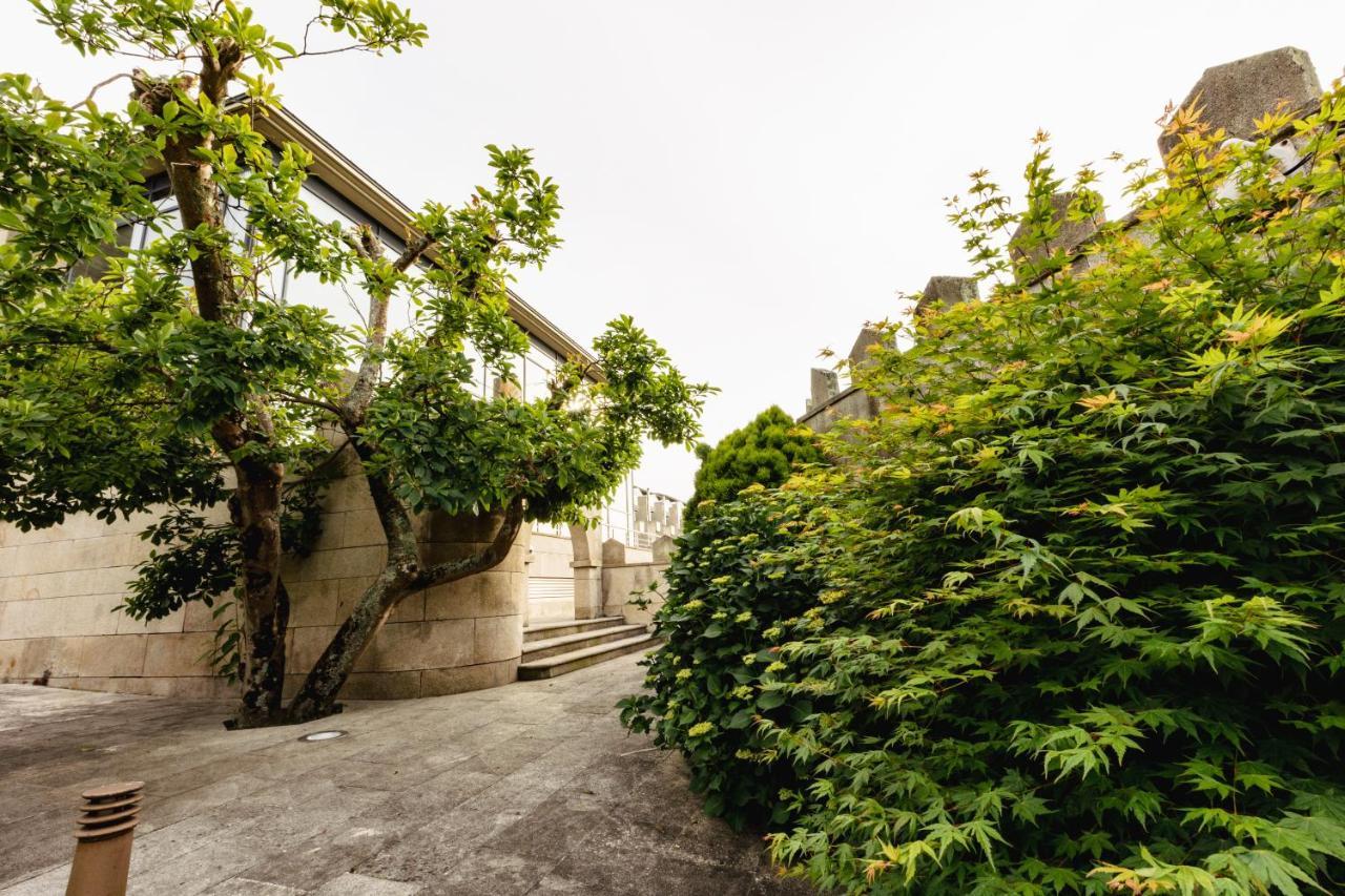 Pazo Los Escudos Hotel Spa & Resort Vigo Exterior photo The garden